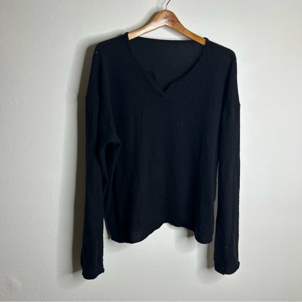 100% Cashmere Black Pullover Sweater Oversized Flawed - Picture 2 of 12